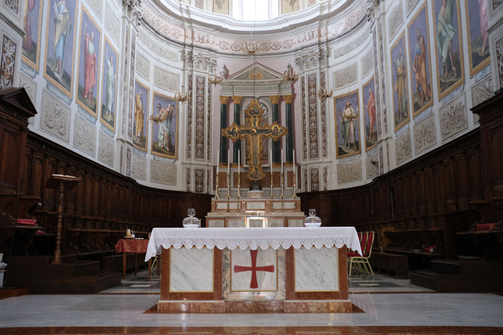 Duomo San Nicola di Bari - Sacrato